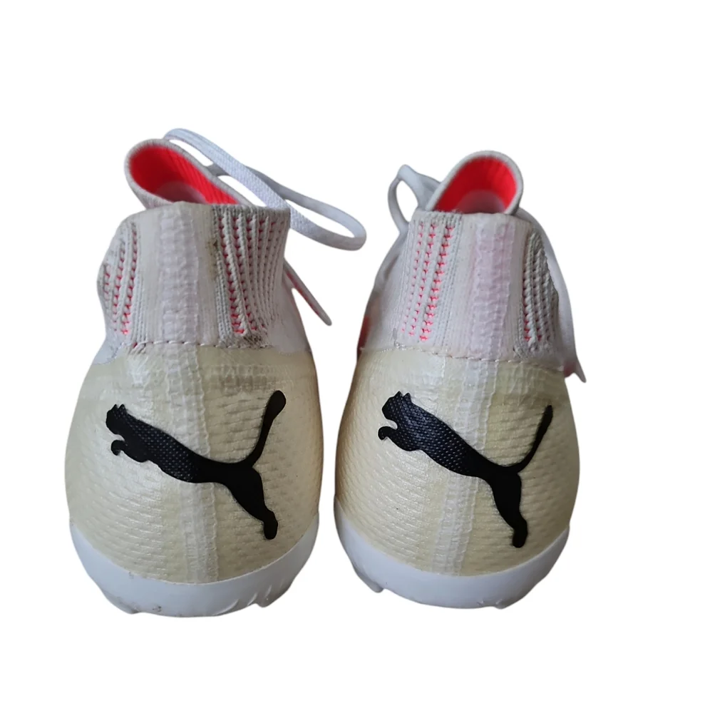Wmns Future Ultimate FG AG Puma Cleats - Picture 5 of 11